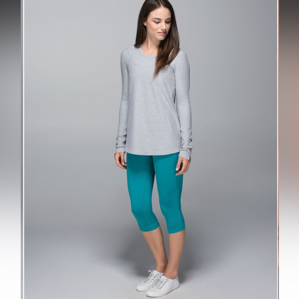 EUC LULULEMON In The Flow Crop II Heathered Real Teal Leggings - Picture 12 of 14